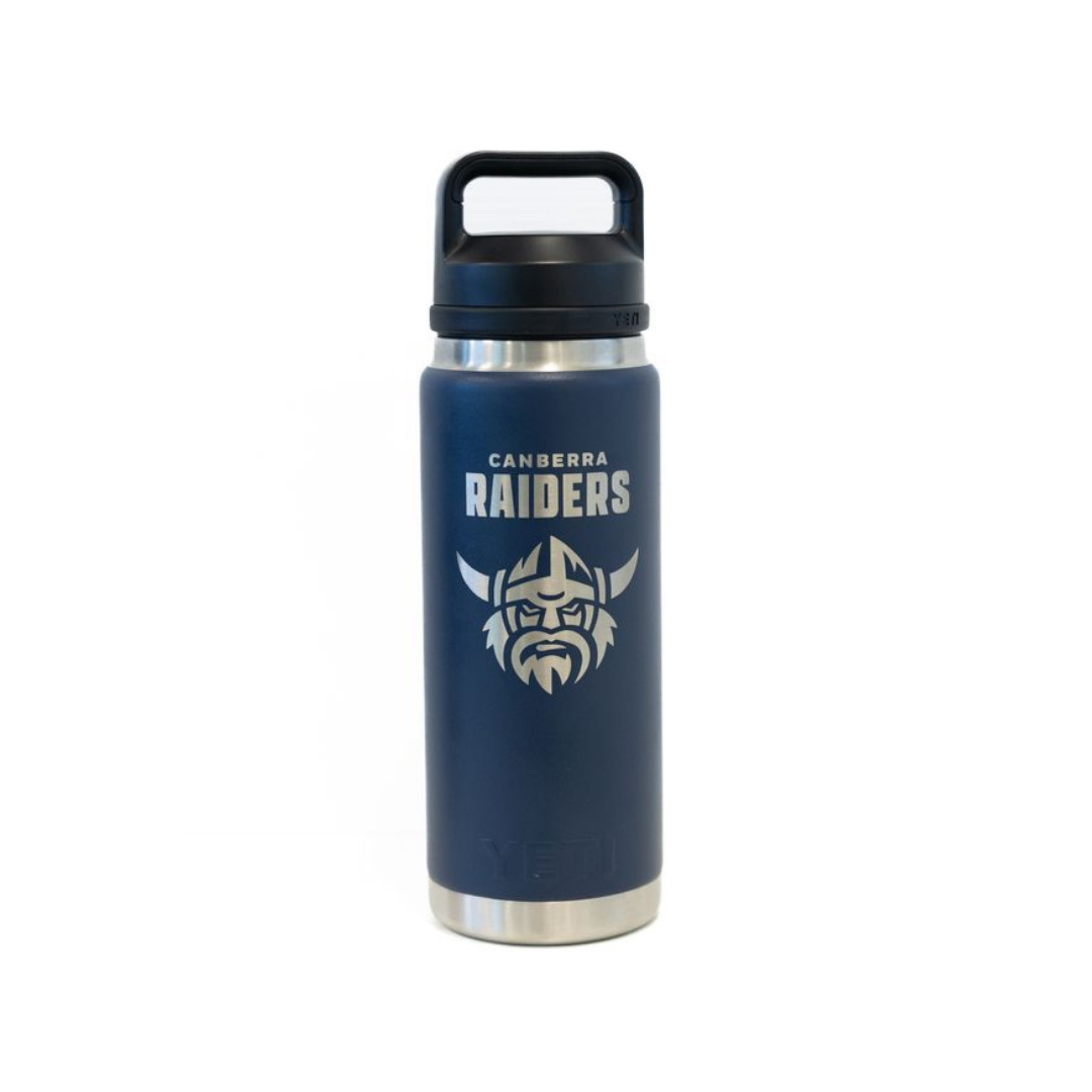 YETI Rambler 26oz Bottle Navy w/ Chug Cap
